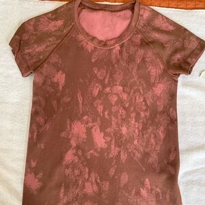 Lululemon SWIFT TECH